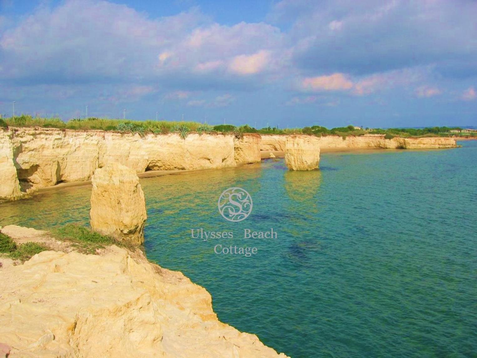 Appartamento CASA SULLA SPIAGGIA con ACCESSO E SPIAGGIA PRIVATA Santa Maria del Focallo Esterno foto